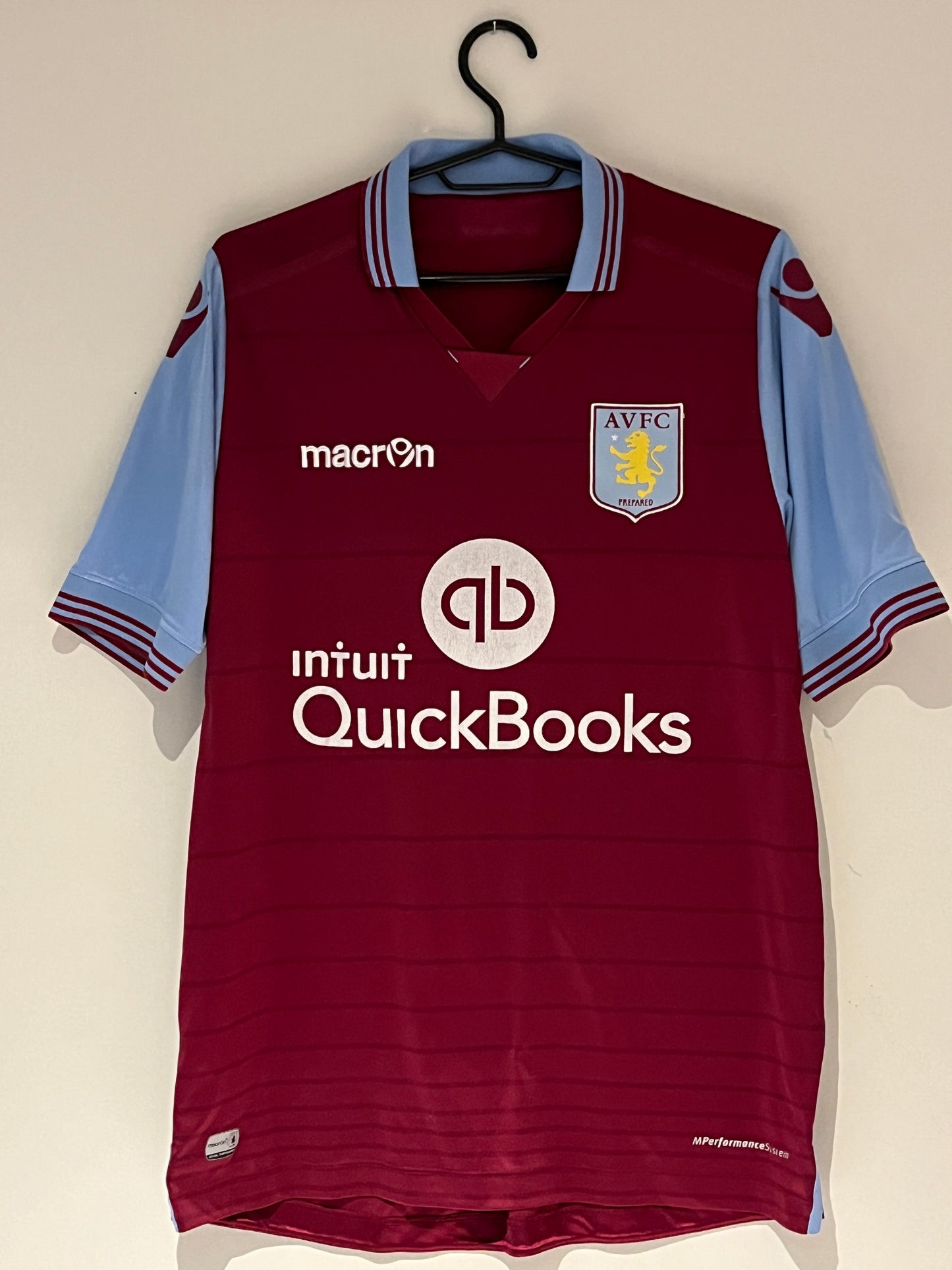 Aston Villa - 2015/16 - L