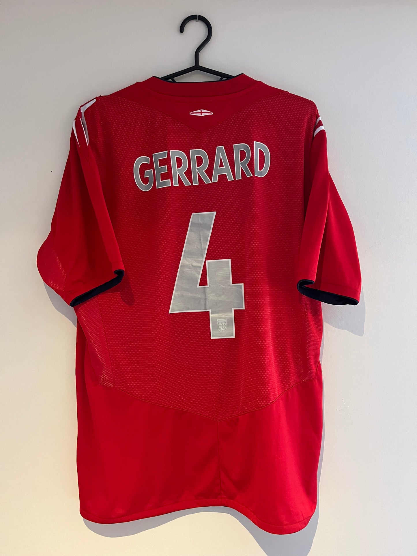 England - 2004 - L
*S.Gerrard*