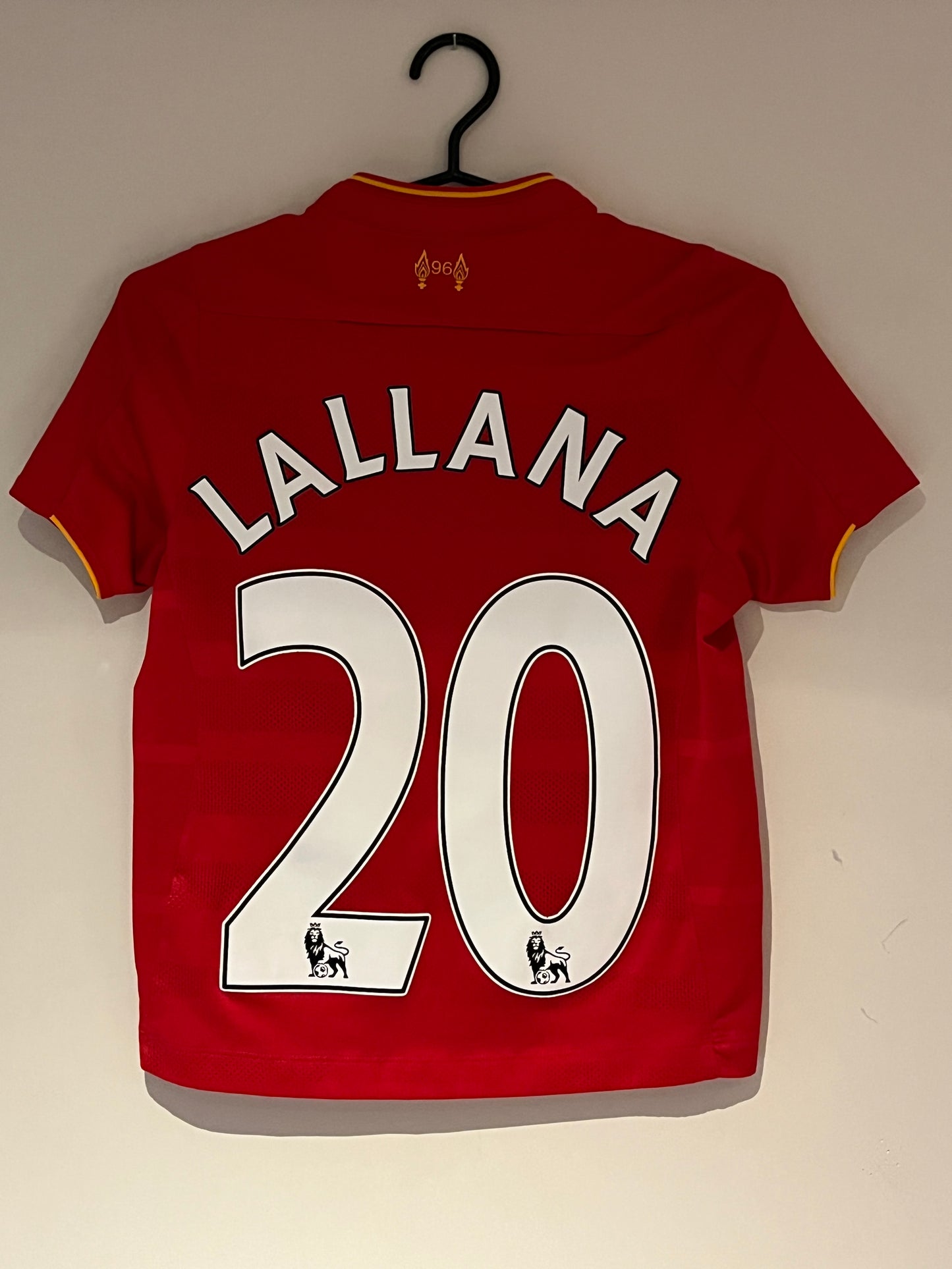 Liverpool - S Barna - 2016/17
*A.Lallana*