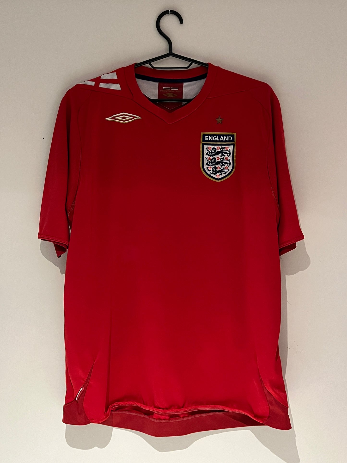 England - 2006 - L