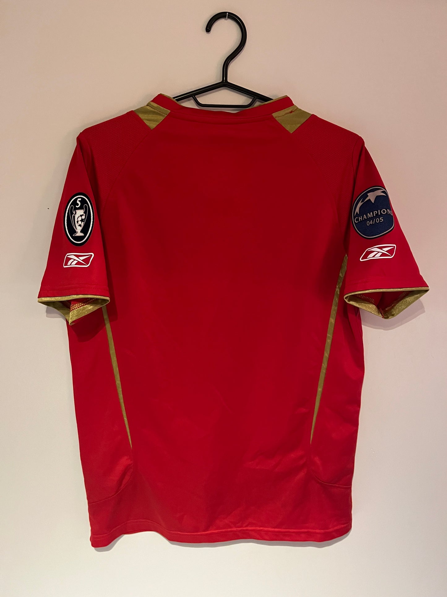 Liverpool - 2005/06 - M
*Heima treyja í Evrópu keppnum*