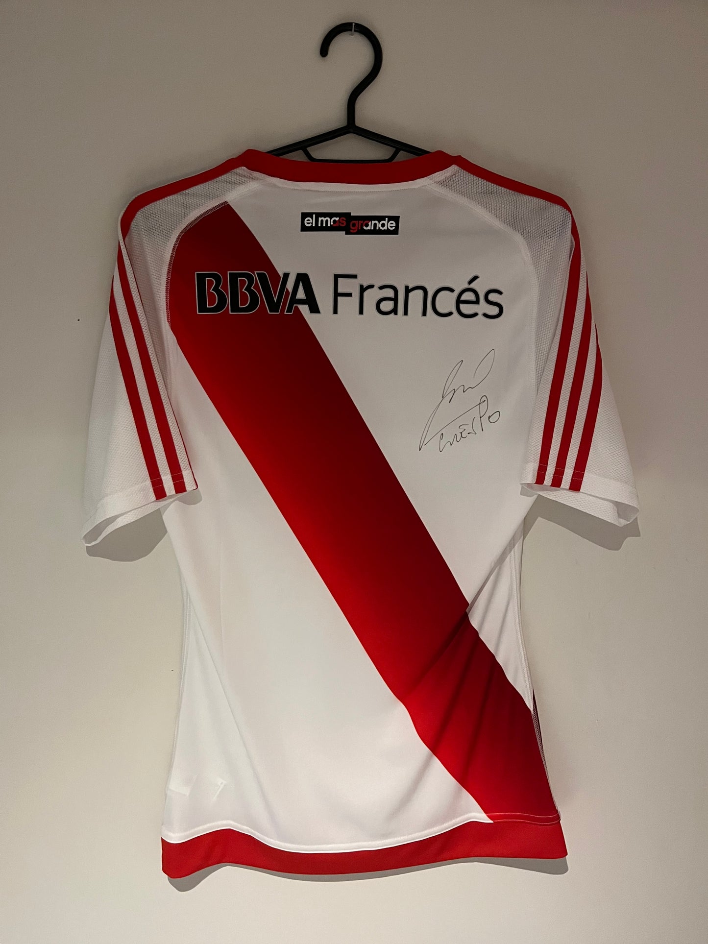 Riverplate - 2016/17 - Heima - S
Ástand: Frábært
*H.Crespo*