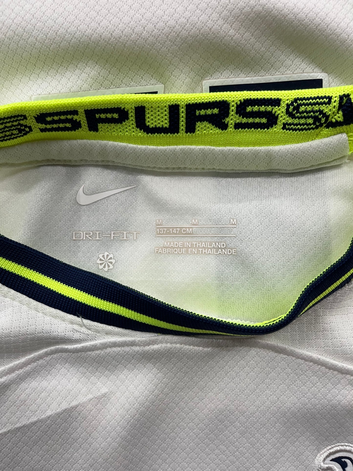 Tottenham 2022/23 C.Romero #17 Barnatreyja - Stærð M barna