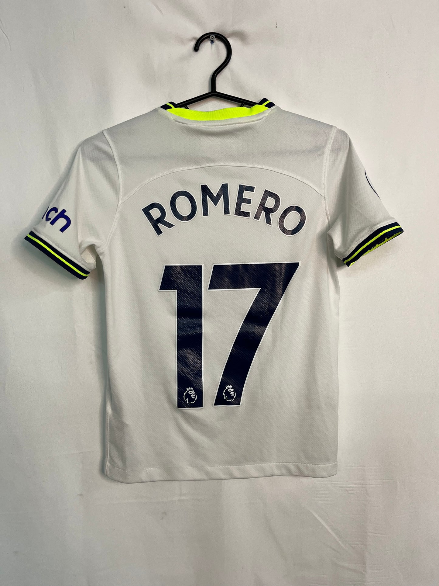 Tottenham 2022/23 C.Romero #17 Barnatreyja - Stærð M barna