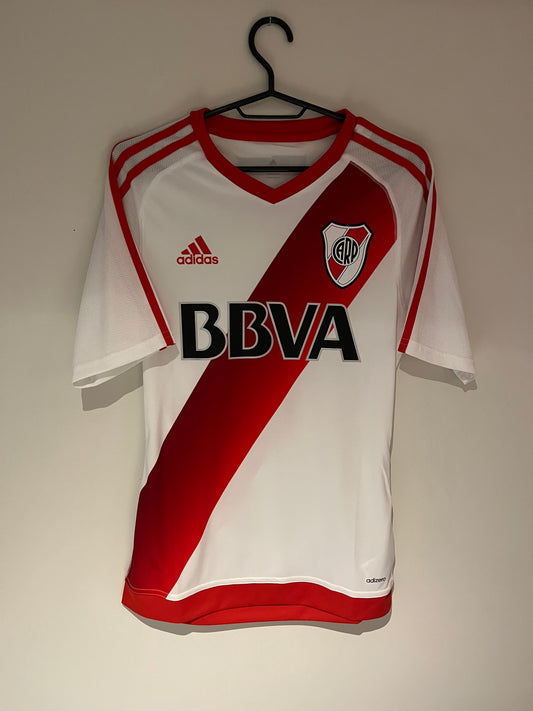 Riverplate - 2016/17 - Heima - S
Ástand: Frábært
*H.Crespo*